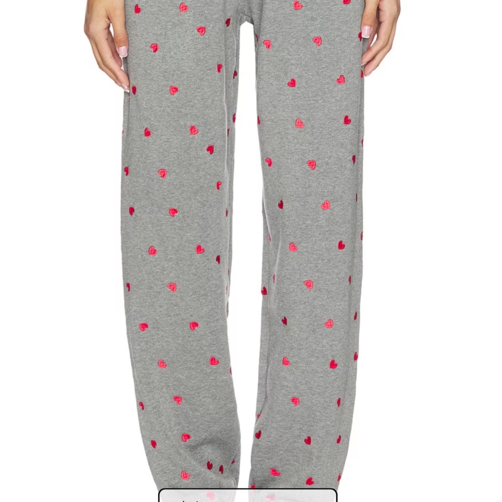 Beach Riot (Revolve) NASH gray Lounge Pants with Pink Heart Print